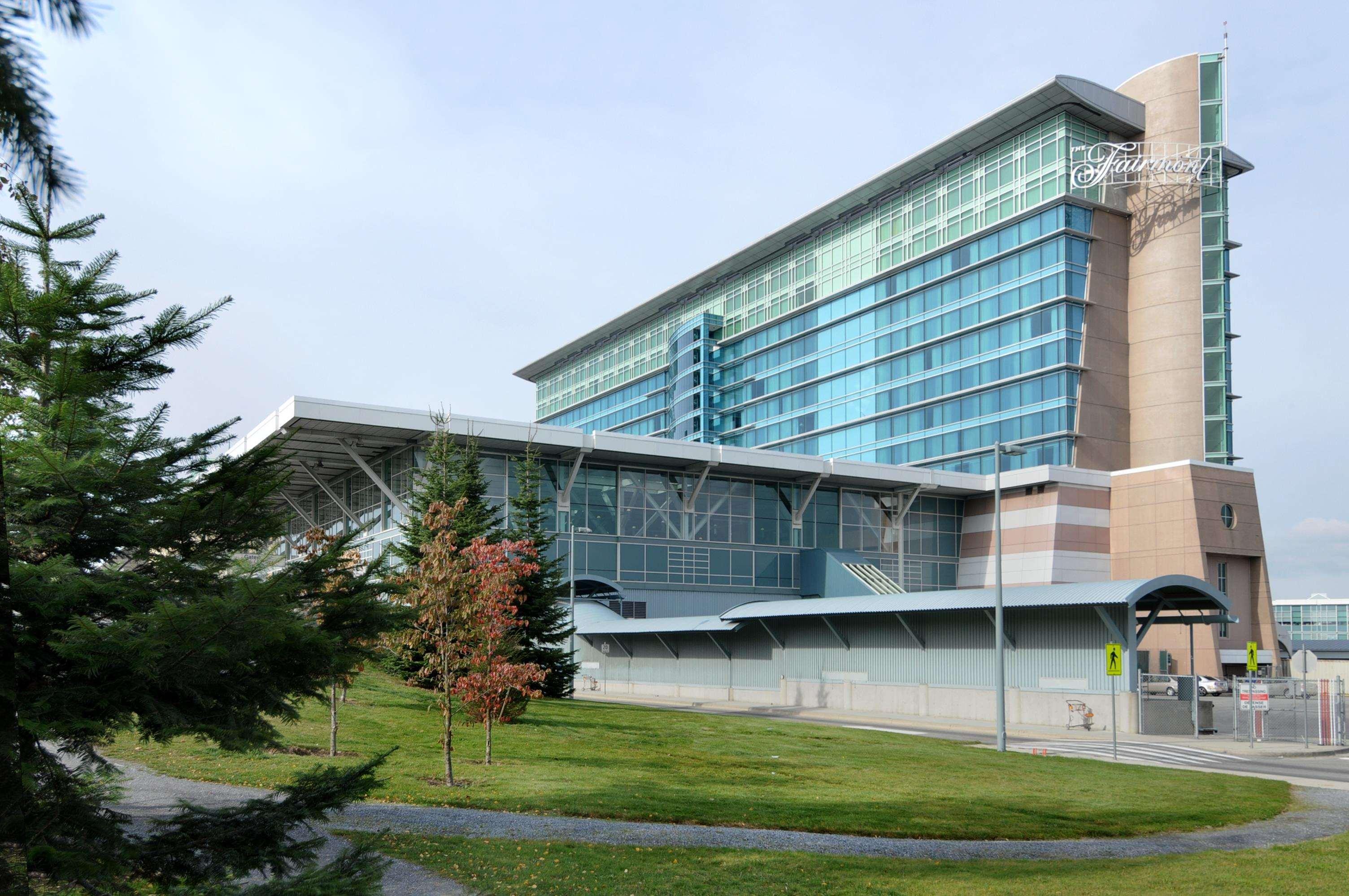 Fairmont Vancouver Airport In-Terminal Hotel Richmond Eksteriør bilde The Royal University Hospital