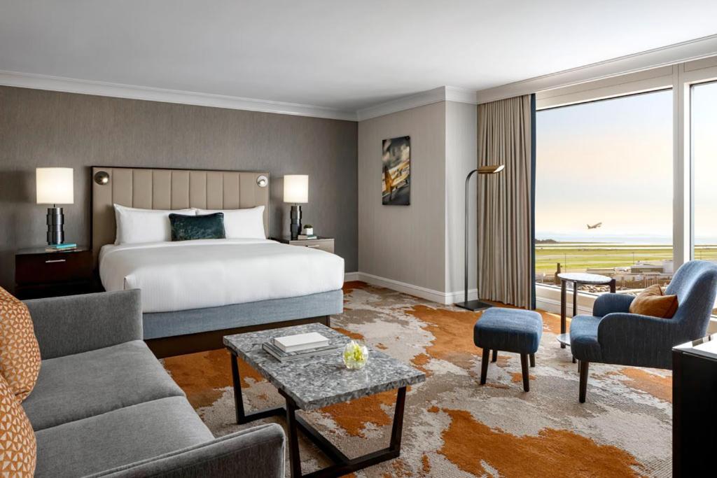 Fairmont Vancouver Airport In-Terminal Hotel Richmond Eksteriør bilde